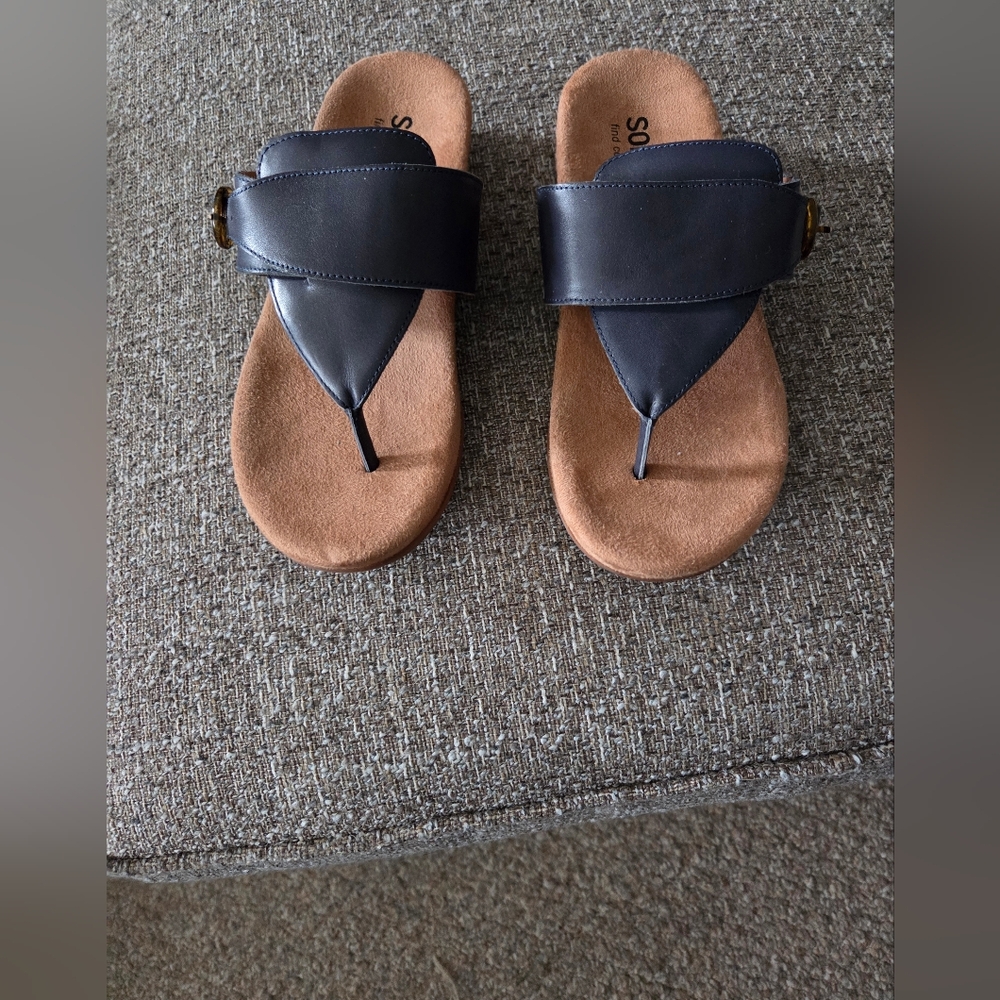 SoftWalk Belize Women's Dark Blue Leather Slide Sandal Laser Cut Comfort 7M